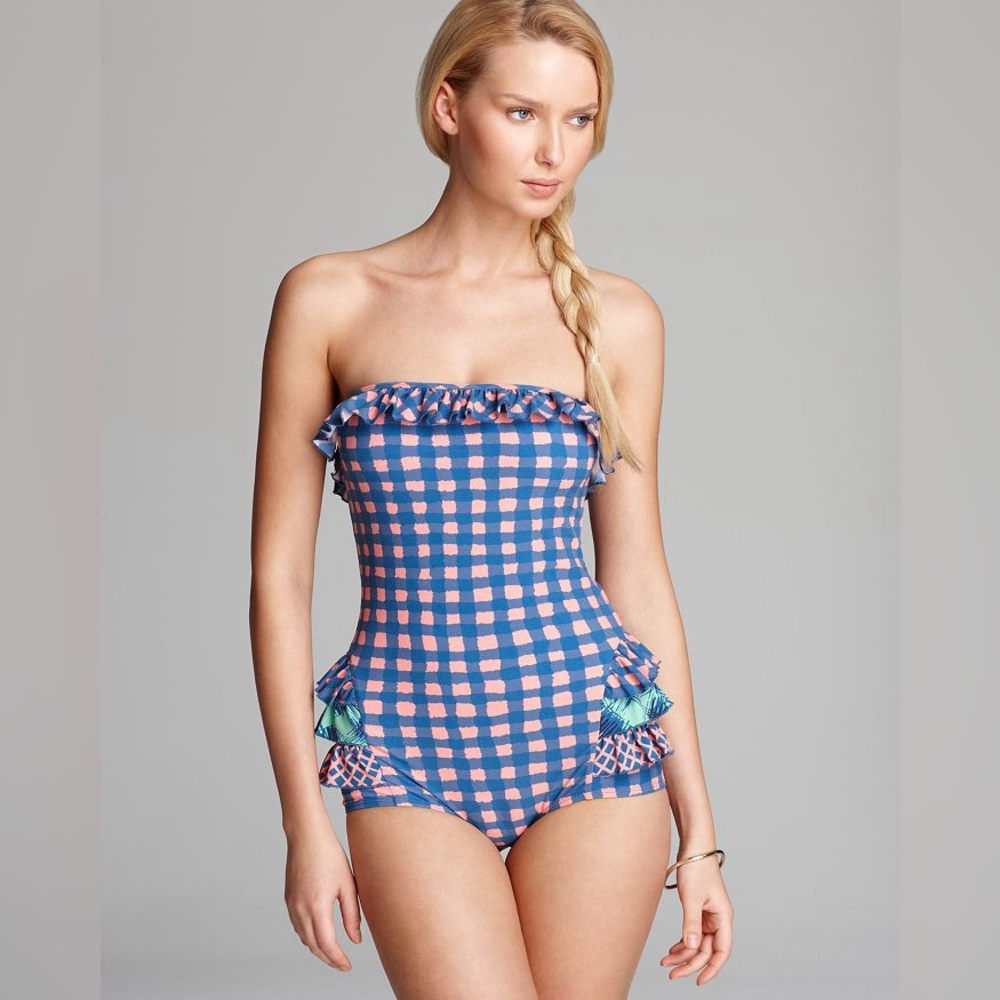 NWT Marc Jacobs one piece Molly ruffled bubblegum swimwear